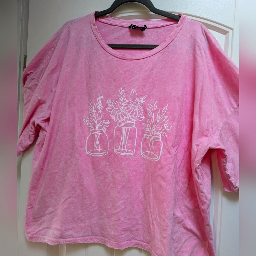 Pink graphic wildflower t-shirt Size 3XL